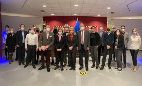 Akademici z KMEV se v Bruselu setkali s Věrou Jourovou a s poslanci Evropského parlamentu