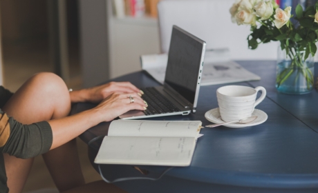 Termín odevzdání kvalifikačních prací obhajovaných v letním semestru 2026: 24. dubna 2026